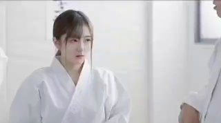 带着薄阴毛的美少女和恶作剧温泉性交旅行